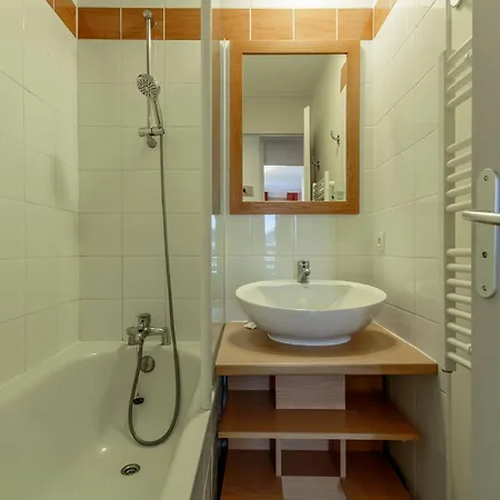 Apartment Cosy Avec Balcon Et Wifi A Plagne 1800 - Fr-1-351-242