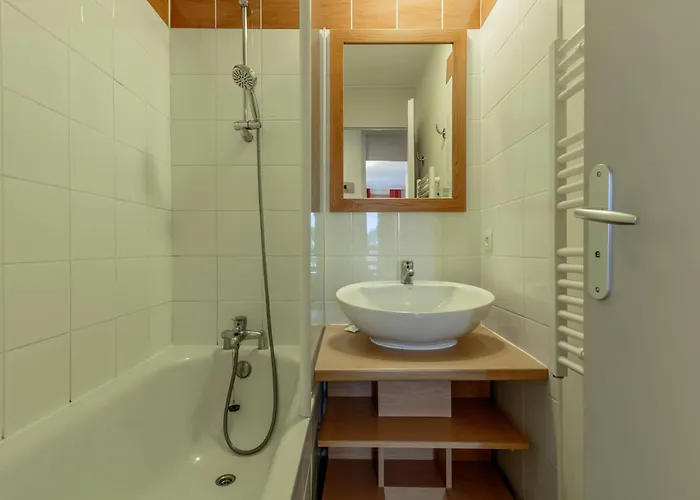 Apartment Cosy Avec Balcon Et Wifi A Plagne 1800 - Fr-1-351-242